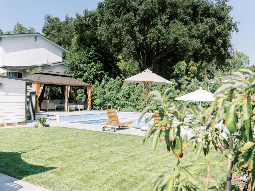 gazebo vs pergola